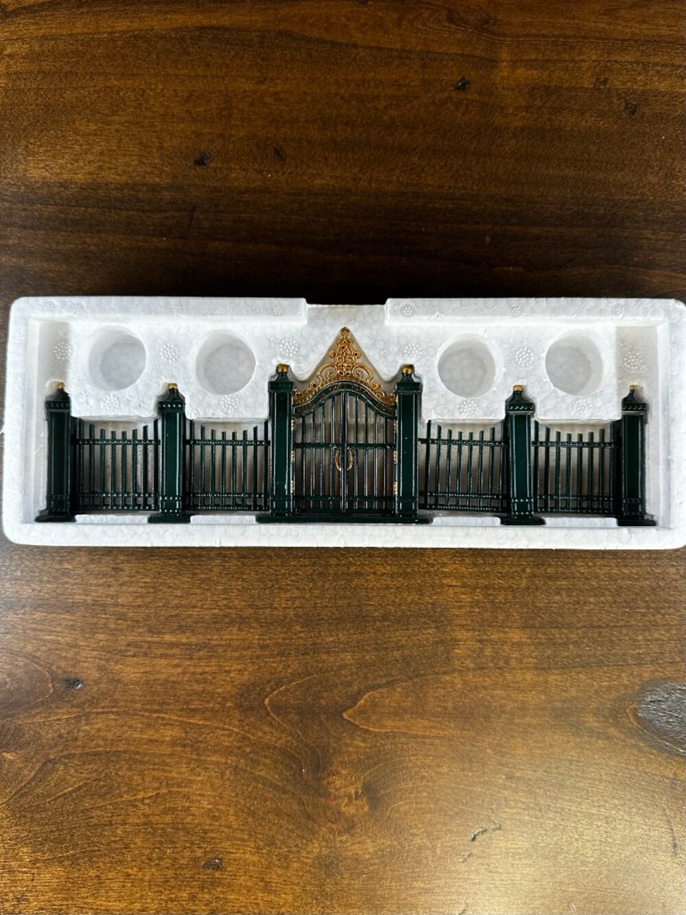 Dept 56 "Village Wrought Iron Gate & Fence" Heritage Village 5514-0 - Retired